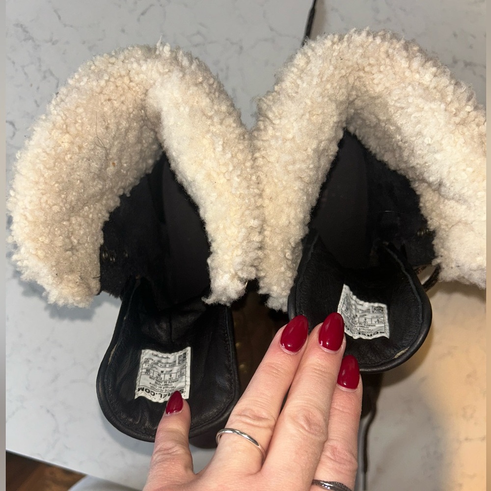 EUC Sorel Women's Conquest Tobacco Brown Lace-Up Wedge Boots w/ Shearling Lining - Picture 15 of 15